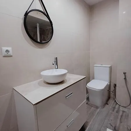 بيت للعطل Cozy Urban Escape, Patio, Wifi, A.c., 6 Pax لقنت